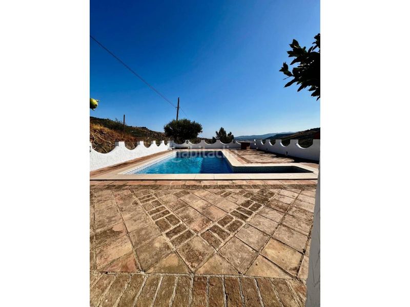 Foto f6e69aa9-132e-40db-92f0-1c2ea9416e71. Casa amb aparcament piscina a Viñuela