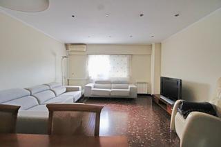 Etagenwohnung in La Torrassa