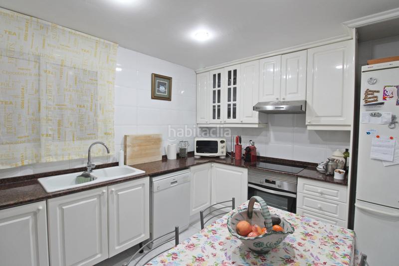 Foto e8d0eead-f1c5-44bb-b7bd-cd1e81aa8ecb. Piso en La Torrassa Hospitalet de Llobregat (L´)