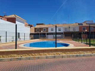 Casa adossada a Arco Norte - Avda España