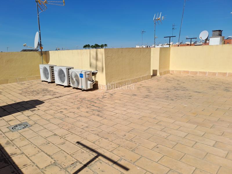 Foto 5000a15d-4ead-4cd8-86c2-18d6fde41ad9. Semi detached house with heating parking pool in Arco Norte - Avda España Dos Hermanas