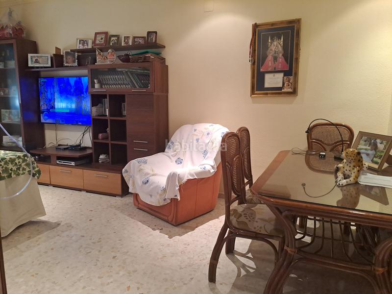 Foto 98683aaa-0fc5-4c4b-b4d8-94d2aebf6c72. Semi detached house with heating parking pool in Arco Norte - Avda España Dos Hermanas