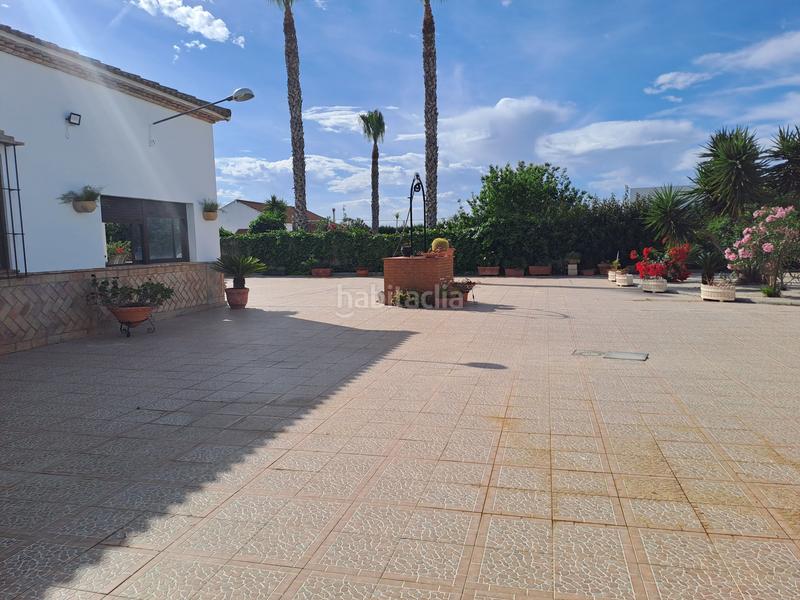Foto 9cc0d70a-7a5a-4af2-83cb-9dcf0eeb5e2d. Chalet parcela rustica en los palacios con parcela de 800mts y 120 mts construidos, la vivienda cuenta con 3 dormitorios, salón-comedor en Palacios y Villafranca (Los)