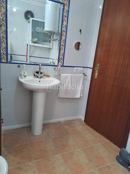 Foto d89fcbf1-cab8-44bb-a9c9-11aeec915ffd. Chalet parcela rustica en los palacios con parcela de 800mts y 120 mts construidos, la vivienda cuenta con 3 dormitorios, salón-comedor en Palacios y Villafranca (Los)