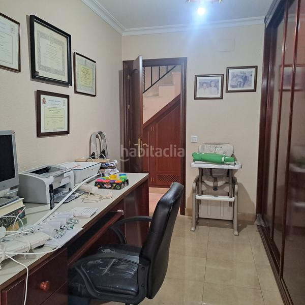 Foto 211c8aff-2c13-4e30-8d01-e53c22da0e29. Doppelhaus mit parking pool in Arco Norte - Avda España Dos Hermanas