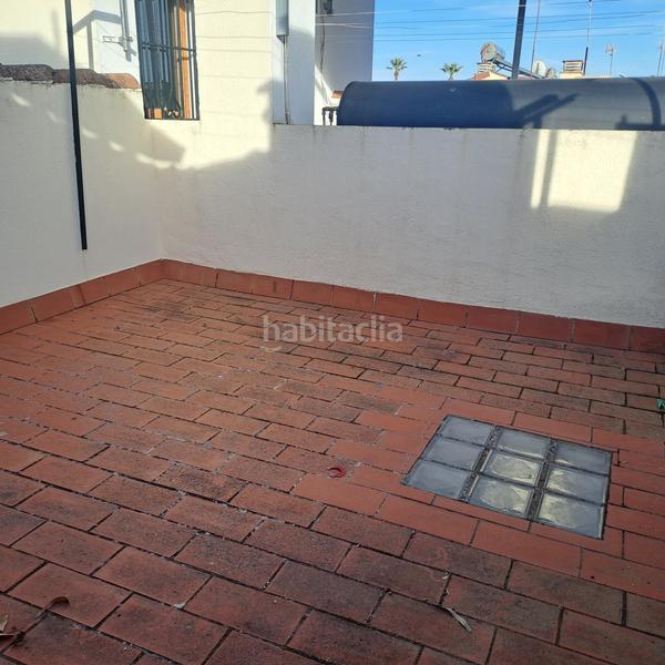 Foto 6d642f41-e1d1-431a-a351-4810e5602cff. Doppelhaus mit parking pool in Arco Norte - Avda España Dos Hermanas