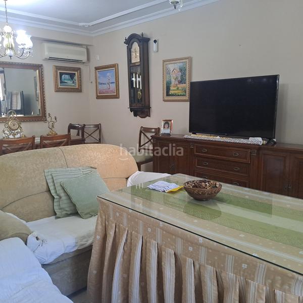 Foto be8f2a27-3932-4717-a785-6912af5b1b7f. Doppelhaus mit parking pool in Arco Norte - Avda España Dos Hermanas