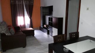 Appartamento en El Arenal - La Plvora. Piso seminuevo en dos hermanas,  zona centro-isaac peral, consta