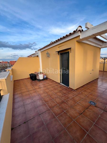 Foto 95bae1e5-f8e2-4c57-bedf-03d00fcfba94. Affitto casa con piscina in Arco Norte - Avda España Dos Hermanas