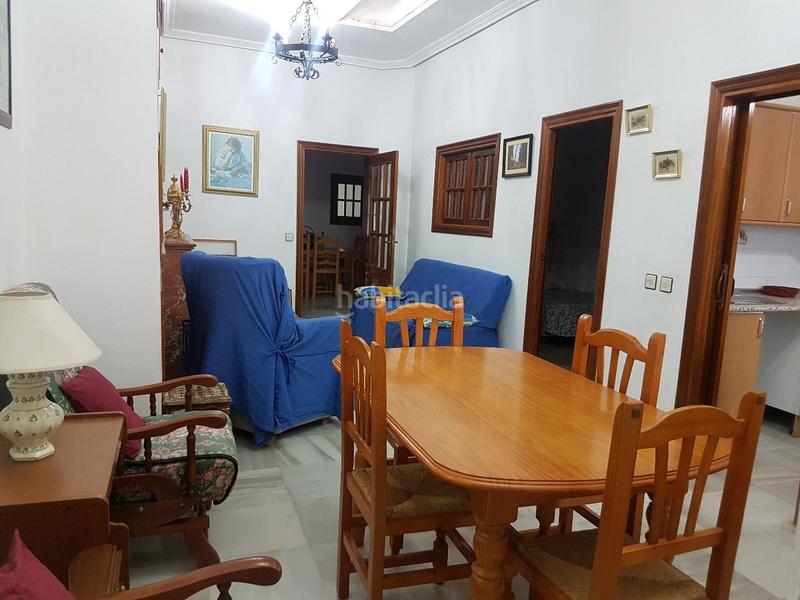 Foto 12ae41b2-c8bc-40b9-b2b1-a0b7704cc9b6. Lloguer casa a Centro - Doña Mercedes Dos Hermanas