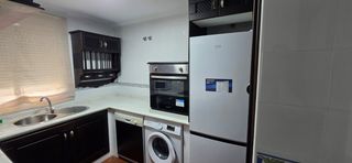 Rent Flat in El Arenal - La Pólvora. Alquiler por temporada! piso en dos hermanas, zona villamarín, c