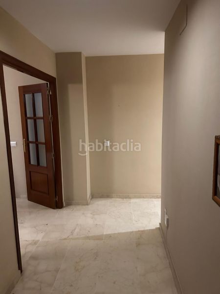 Foto 2fcd39bb-e4a2-45a1-8885-72d5de19a073. Rent flat with parking in Centro - Doña Mercedes Dos Hermanas