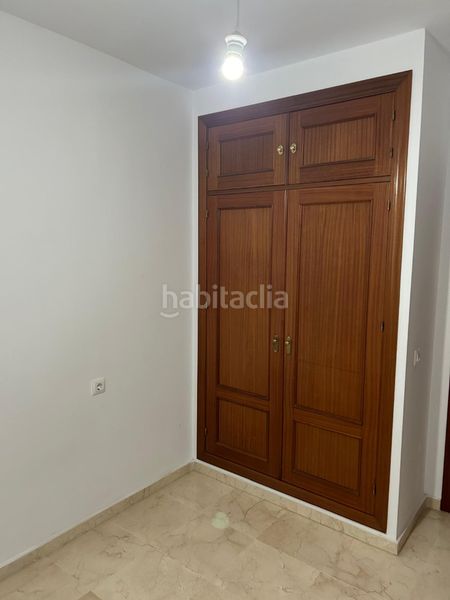 Foto e6c1e88d-4b7d-4c87-a5ee-a15e820f2816. Rent flat with parking in Centro - Doña Mercedes Dos Hermanas