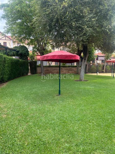 Foto 5cdc5c6b-41ae-4568-88f3-43443e952f34. Rent flat with parking pool in Vista Azul - Consolación Dos Hermanas