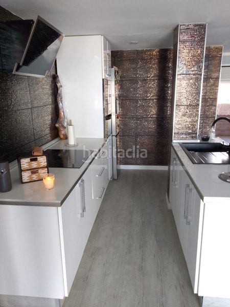 Foto a060d0ea-fc3f-4ea2-a80e-e7d914195e2c. Pis a San Jerónimo - La Bachillera Sevilla