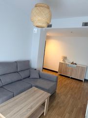Location Appartement  Calle botica 51. Apartamento seminuevo con muebles a estrenar en pleno centro de