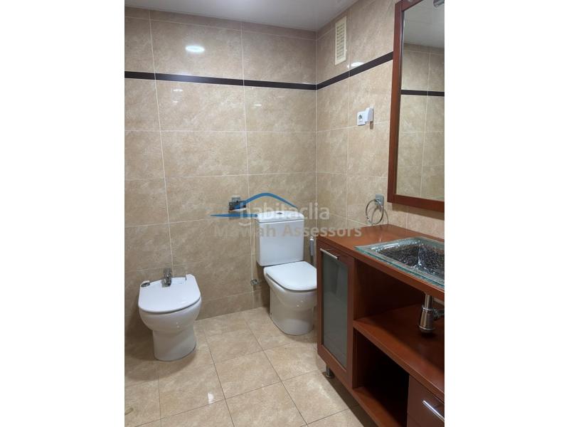 Foto 1e33c7e4-4fd9-43b1-9153-654b5d862465. Piso  3 habitaciones venta en Creu Alta Sabadell