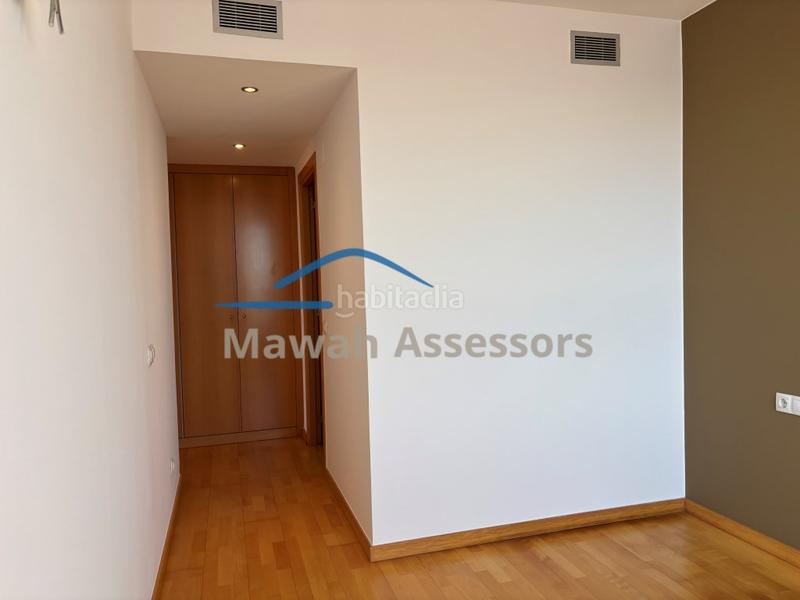 Foto 7d1d8f35-d9c2-4e20-b93b-a80cfb6d204b. Piso  3 habitaciones venta en Creu Alta Sabadell