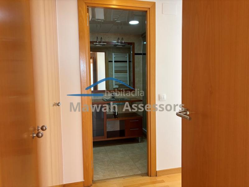 Foto a0c1610c-7778-45e6-88bc-f5bd575e22ec. Piso  3 habitaciones venta en Creu Alta Sabadell