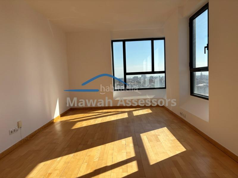 Foto ad7b9502-2471-453a-aa4d-de89bb5af47f. Piso  3 habitaciones venta en Creu Alta Sabadell