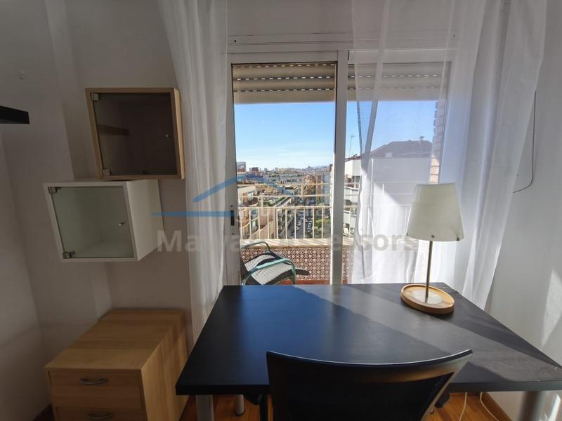 Foto a37ad669-6b09-4619-9962-ca80365aa36d. Affitto appartamento in Baix Guinardó Barcelona