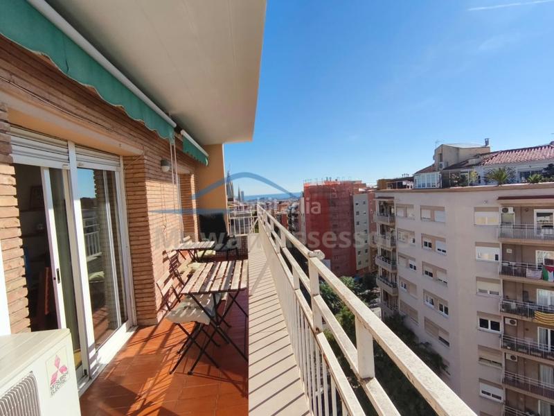 Foto 445ce17b-65a1-413f-be60-e4238e43172e. Location appartement dans Baix Guinardó Barcelona