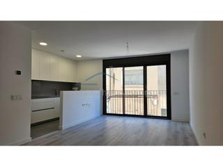 Lloguer Pis  Calle migdia de. Piso obra nueva de tres habitaciones con piscina en el centro de