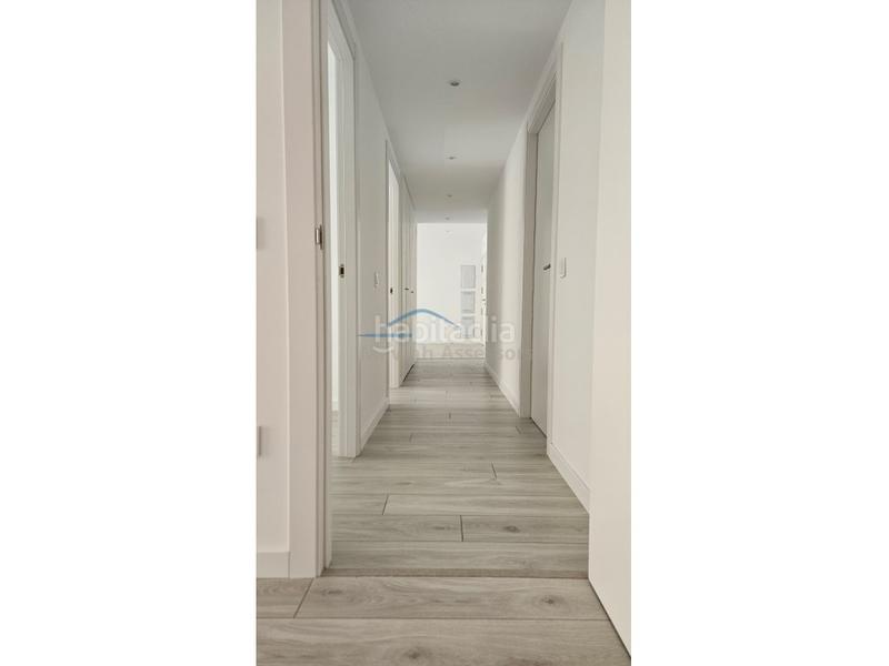 Foto cd7a9127-6abf-4551-a627-f6023ffd4543. Location appartement avec parking dans Centre Sabadell