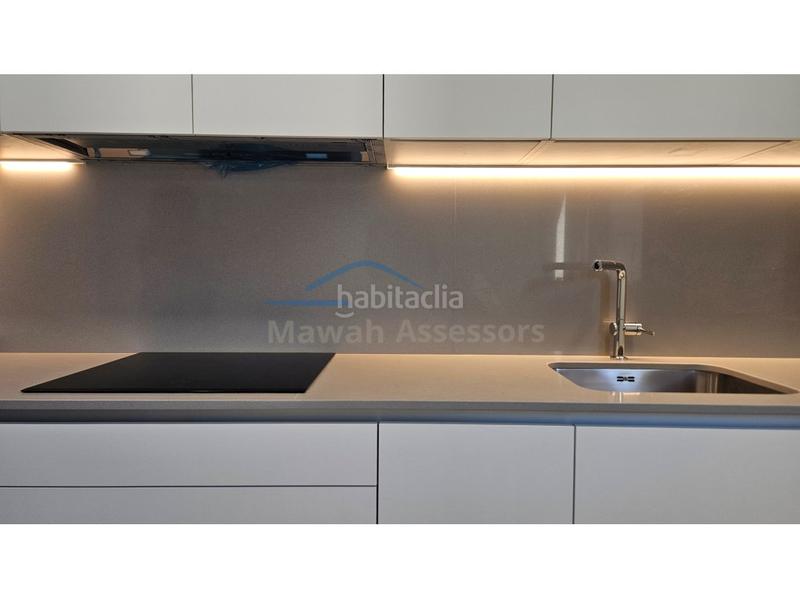 Foto e0309a8a-17fb-41a8-b531-96fd59d6f2f2. Location appartement avec parking dans Centre Sabadell