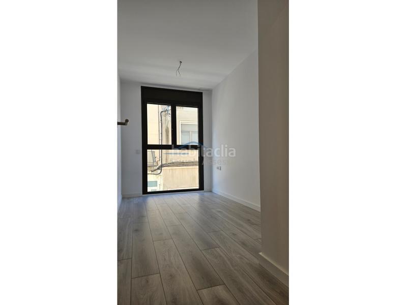 Foto 2820d326-3b35-4834-80b9-ddb5dc9d78a1. Rent flat with parking in Centre Sabadell