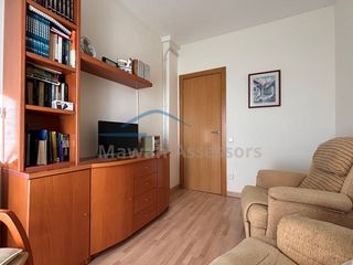 Piso  Plaza espanya d'. Piso 4 habitaciones venta sabadell
