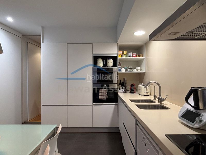 Foto 3ce3d008-3ea8-4127-96db-052168bf36ba. Casa amb aparcament a Centre Sabadell