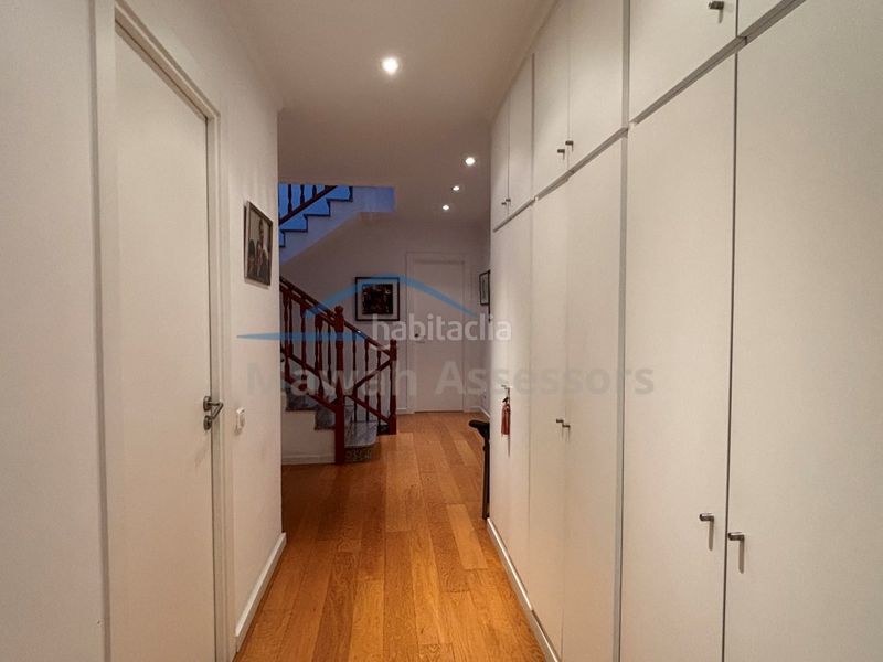 Foto 6e396ae2-5002-4044-a74a-0125a1e1b36c. Casa amb aparcament a Centre Sabadell