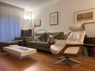 Maison  Calle estrella de l'. Casa en venta en centre  sant oleguer, sabadell, barcelona con 5
