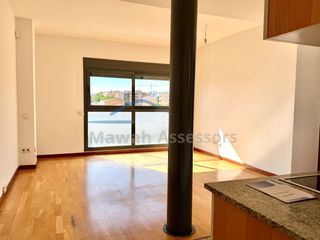 Miete Etagenwohnung  Calle sant jordi de. Piso 3 habitaciones alquiler sabadell