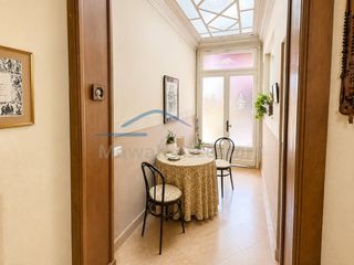 Casa  Calle gracia de. Casa 5 habitaciones, triplex venta sabadell