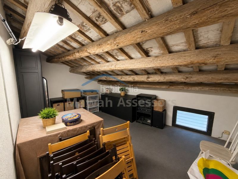 Foto 6c192b7f-37ef-4ad2-875b-ce168283a363. Casa a Centre Sabadell