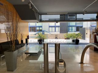 Rent Office space  Avinguda de les corts catalanes. Oficina venta sant cugat del vallès