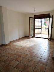 Maison jumelée à Punta Umbría. Adosado en punta umbria junto al centro comercial.
