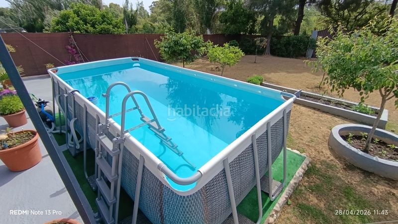 Foto 3203efec-32d4-4b2f-a6f8-123c7f6720fb. Xalet amb xemeneia aparcament a Beas