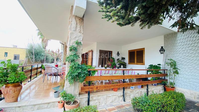 Foto 0b8350c0-a47e-4e6e-9f8e-e180ff2cd873. Chalet avec parking dans Madrigal Villarreal / Vila - real