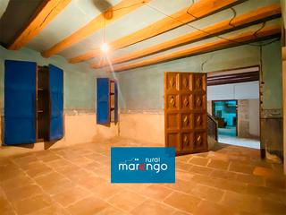 Casa a Bordón. Te imaginas viviendo en una casa señorial solariega con jardin p