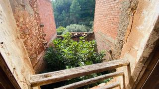 Casa a Cirat. Buscas una casa con excelentes vistas para reformar a tu gusto ?