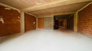 Pis a Centro. Vivienda que está totalmente diáfana en su interior y que forma