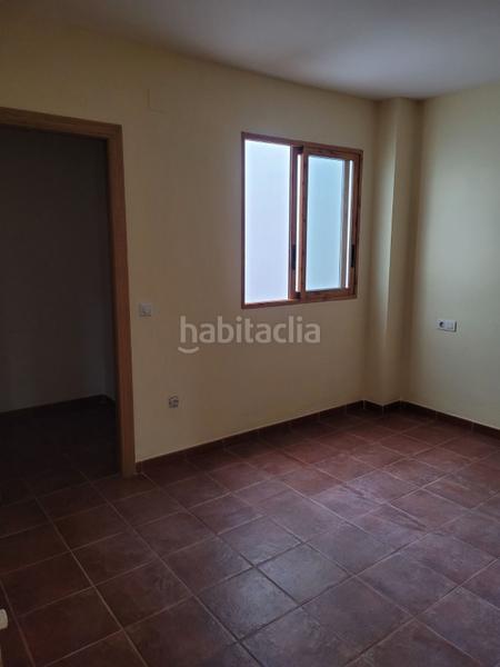 Foto ad5f0a05-4f10-4921-a482-23df9bf30fb3. Casa amb aparcament a Madrigal Villarreal / Vila - real