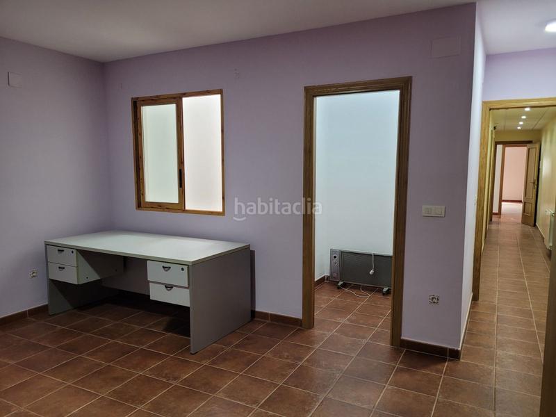 Foto b6829ed7-99b7-422e-8b8d-5a6a837c3dbe. Casa amb aparcament a Madrigal Villarreal / Vila - real