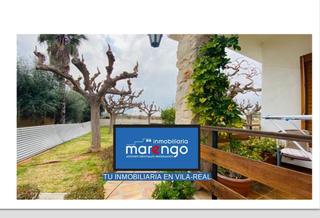 Chalet à Madrigal. Buscas chalet ?   este puede ser el tuyo, es una vivienda comoda