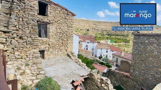 Maison à Ares del Maestre. Quieres tener la mejor casa una vez la rehabilites ? da una mira