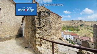 Maison à Ares del Maestre. Mira que casa te la imaginas arreglada a tu gusto ?