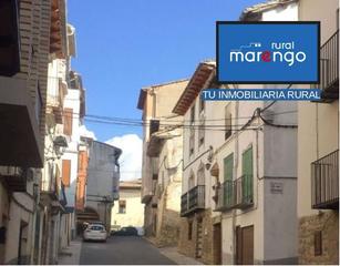 Casa a Forcall. Una casa a dos calles
